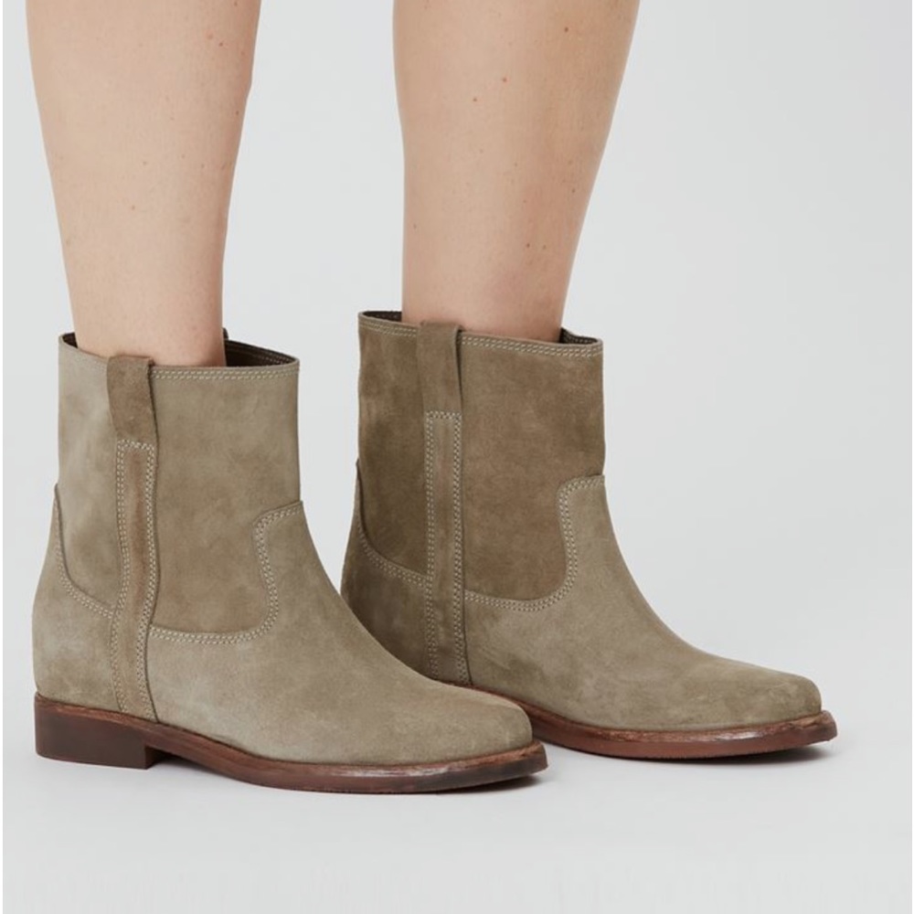 Woman’s suede boots